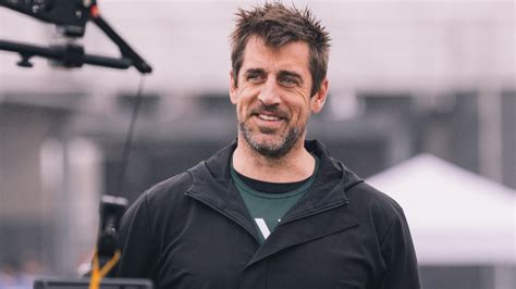 Aaron Rodgers Net Worth 2023: What Did the Jets Trade For Him? Contract – StyleCaster