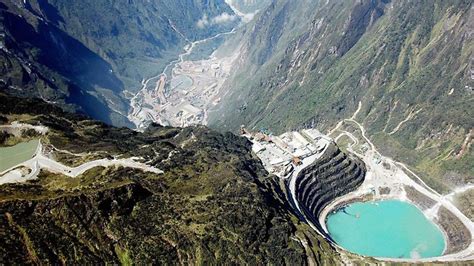 Australian mining contractor dies in Freeport landslide in Tembagapura ...