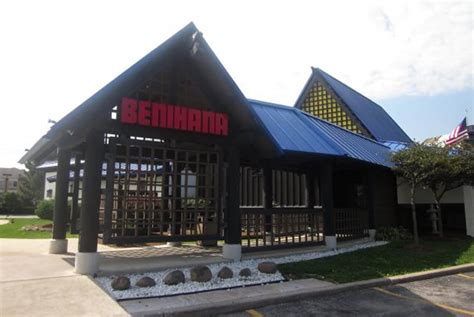 Sushi & Japanese Steakhouse | Lombard, IL Restaurant | Benihana