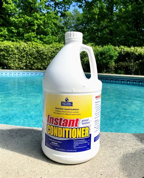 Chemicals for Swimming Pool - Maintaining a Clear & Balanced Pool