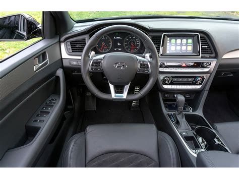 2019 Hyundai Sonata: 255 Interior Photos | U.S. News