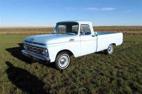 1964 FORD F-100 PICKUP