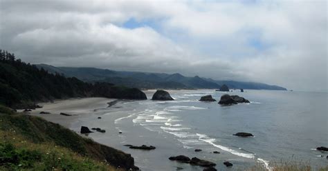 Shooting From The Hip: Sea stacks - Oregon Coast