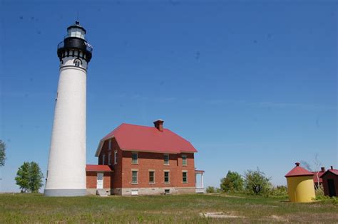 Photo Gallery: Michigan's Upper Peninsula Lighthouses - Travel the Mitten