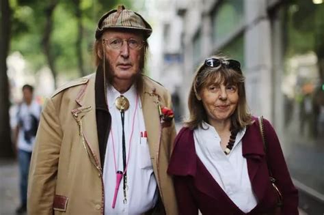 John McCririck age discrimination tribunal: Racing pundit 'gambles his ...