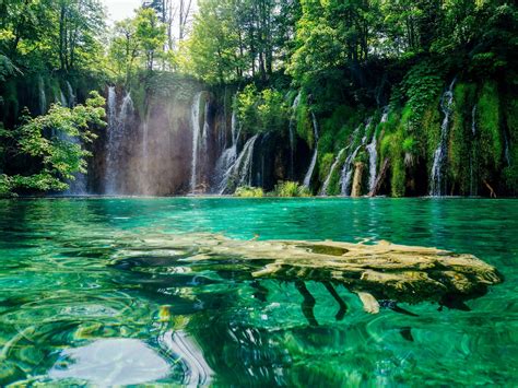 An Ultimate Guide to Plitvice Lakes National Park, Croatia | 10Adventures