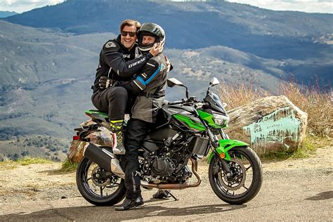 2019 Kawasaki Z400 first ride review - RevZilla