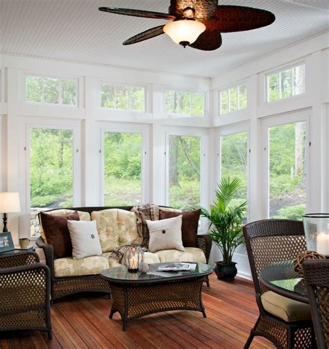 Top 4 Differences Between A Sunroom And A Screened Porch -- What You ...