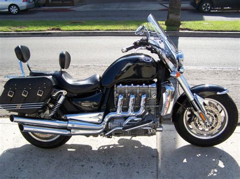 2005 Triumph Rocket III w/ accessories (leather jackets, boots, helmets ...