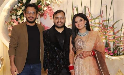 Physics Wallah Alakh Pandey's Wedding Reception Attended By Khan Sir, Zakir Khan & Others; PICS ...