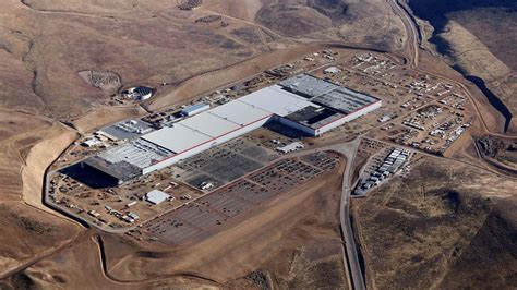 Tesla Gigafactory in Nevada reopens - CNET