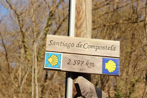 Wandern auf dem Jakobsweg: Zu Fuß nach Santiago de Compostela - Neumarkt TV