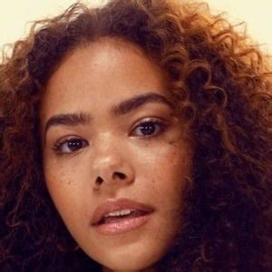 Antonia Gentry - Age, Family, Bio | Famous Birthdays