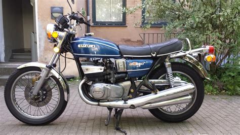 Suzuki GT 550 - Billeder af mc-er - Uploaded af Magnus S