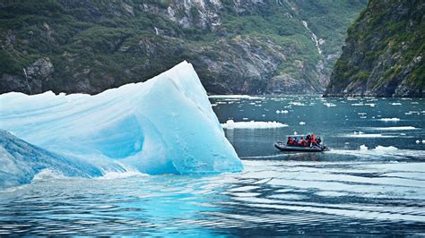 Glacier Viewing During Alaska Glacier Tours - Princess Cruises