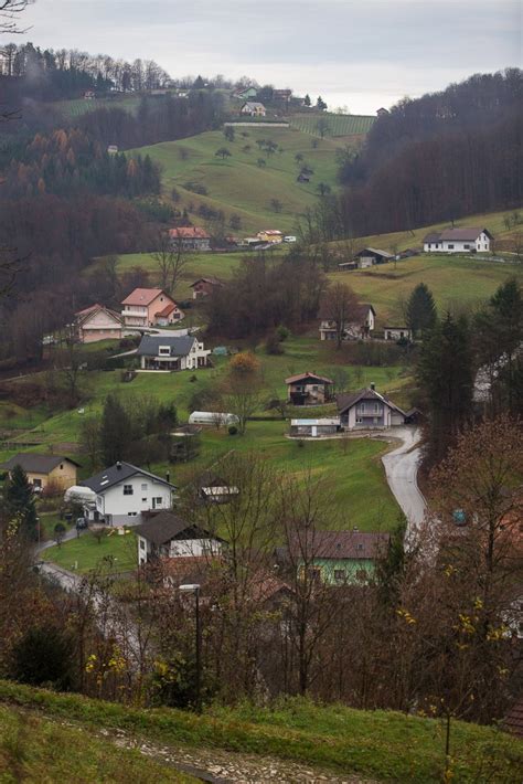 Melania Trump's hometown in Slovenia - ABC News