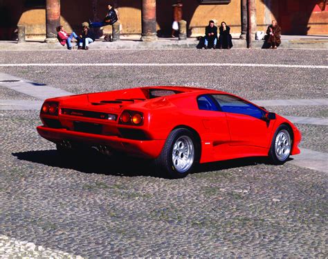 Lamborghini Diablo 1990 - 2001 Coupe :: OUTSTANDING CARS