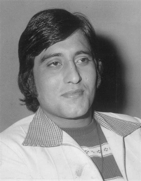 10 Vinod Khanna songs that immortalize the star