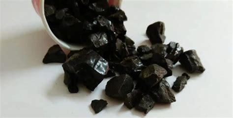 Shilajit: Uses, Benefits & Side Effects - Valkyrine