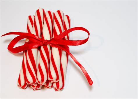 Home Care Recipes: Homemade Soft Peppermint Sticks | Peppermint sticks, Peppermint, Christmas ...