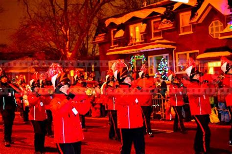 Quebec winter carnival night parade, unique and fun travel idea for all ages (Part 1)