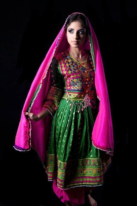 Afghanistan in Photos - Traditional Clothing for women in Afghanistan ...