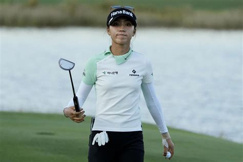 Lydia Ko takes step toward $2 million prize at LPGA finale | AP News