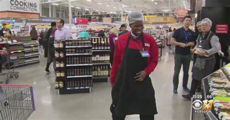 North Texas' newest HEB holds grand opening in Plano - CBS Texas