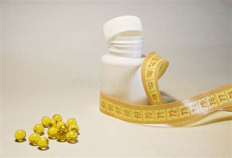 Capsules of vitamin E stock photo. Image of chemistry - 7267320