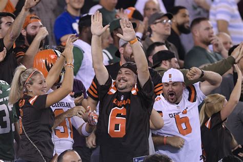 Cleveland Browns fans cheer during the second half of an NFL football ...