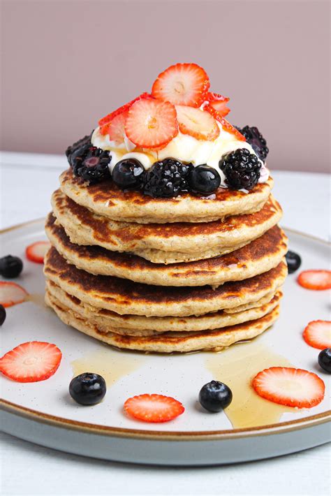 The Best Oaty Protein Pancakes Ever - Fork and Twist