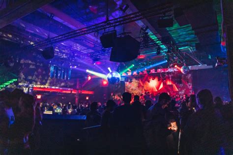 25 Best Lounges & Nightclubs In NYC For Dancing - Secret NYC