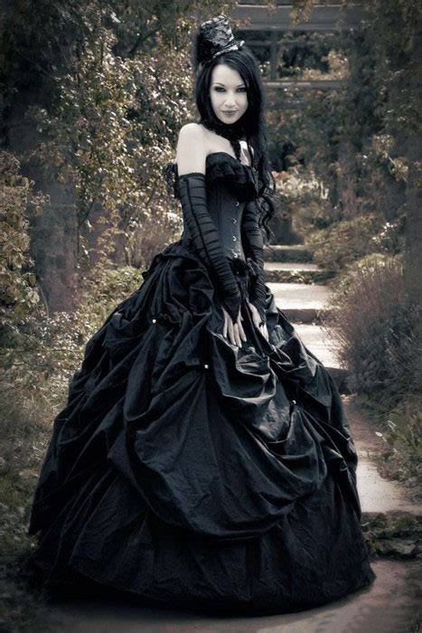 DevilInspired Gothic Victorian Dresses: Classic Patterns in Gothic ...