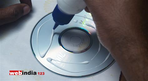 Recycled CD Coasters,how to make Recycled CD Coasters,Craft - webindia123.com