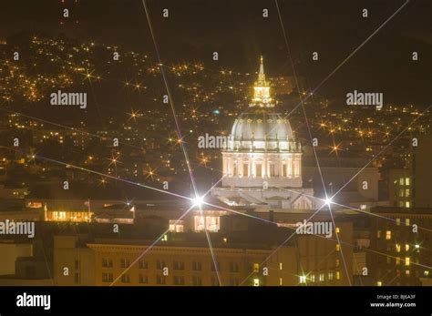 San Francisco City Hall dome illuminated at night Stock Photo - Alamy