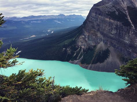 Lake Louise, Banff National Park, Alberta, Canada : r/CampingandHiking