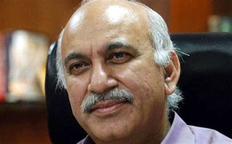 NDTV Anchor Ravish Kumar’s Open Letter To MJ Akbar Is Totally Worth A Read