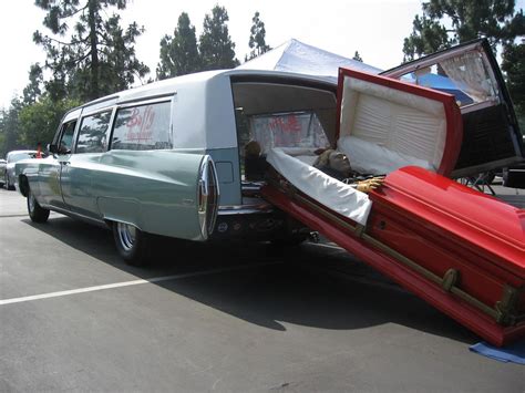 Hearse | Hearse, Classic cars, Gear head