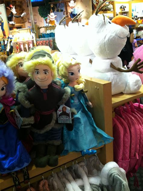 Frozen Merchandise - Frozen Photo (35558082) - Fanpop