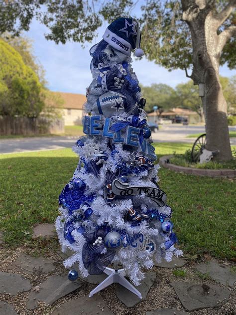 Dallas Cowboy Christmas Tree for Sale in San Antonio, TX - OfferUp