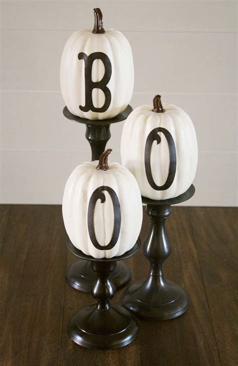 31 Amazing fall decorating ideas using white pumpkins