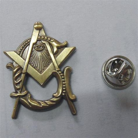 Master Mason Blue Lodge Lapel Pin - Antique Gold Style G | Bricks Masons