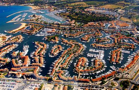 Port Grimaud, France | Places to see, Most beautiful places, Most ...