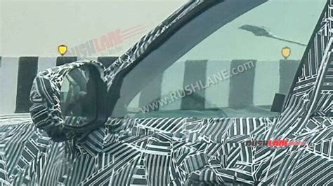 New Honda Compact SUV Testing Continues - Interiors Spied