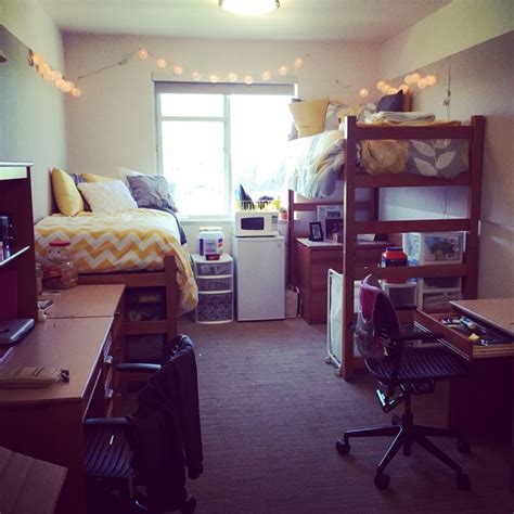 My actual dorm in UC Davis !!!!! | Dorm room layouts, Dorm room inspiration, Dorm room decor