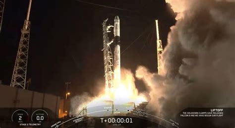 SpaceX launches cargo toward space station, aces 50th rocket landing ...