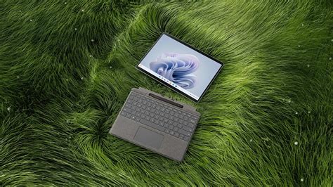 Microsoft Surface Pro 9 5G Review: How is SQ3 - Qualcomm