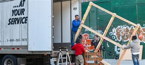 Tips to loading a moving truck efficiently - Transparent International NYC