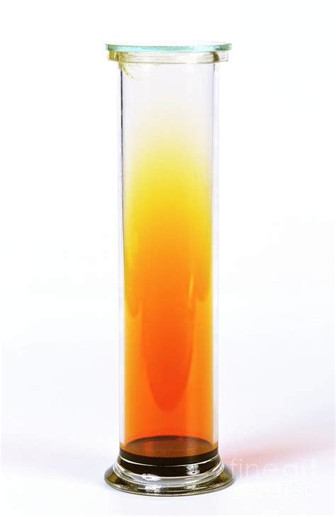 Bromine Gas Diffusion #2 by Martyn F. Chillmaid/science Photo Library