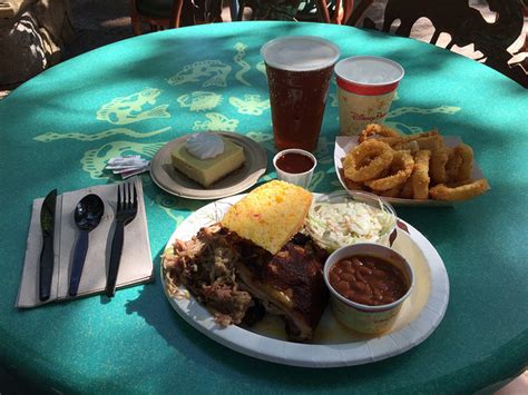 Best Places to Eat in Animal Kingdom [Dining Guide - Disney World Restaurants]